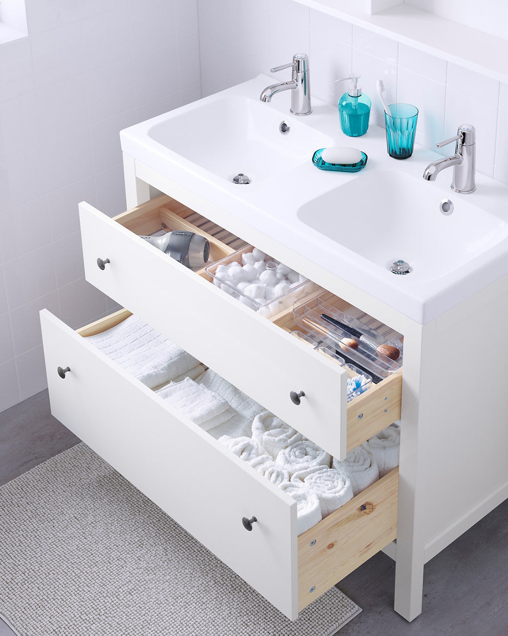 Muscle Love Crop Tank